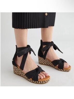 UGG Yarrow Espadrille Wedge Sandals